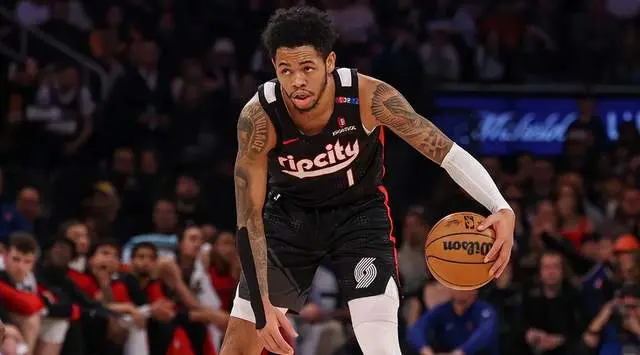 里萨谢, 身材矮小, div